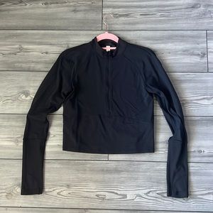 Lululemon Cropped Half Zip